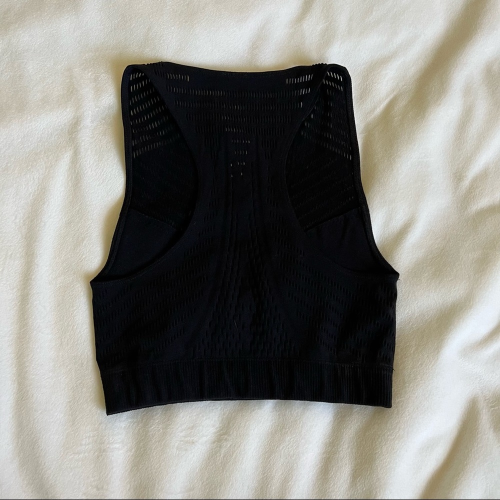 Fabletics- Sports Bra - Picture 5 of 7